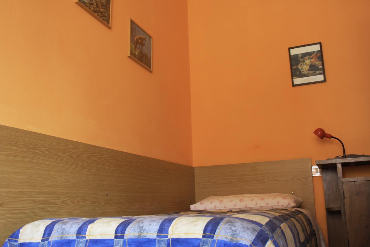 Albergo Della Posta กลูโซเน ภายนอก รูปภาพ