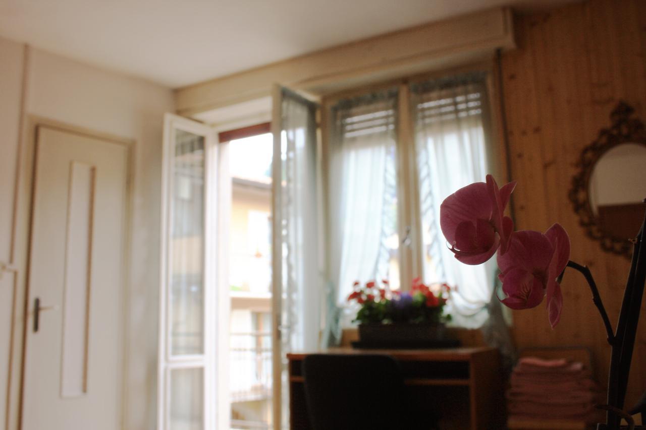 Albergo Della Posta กลูโซเน ภายนอก รูปภาพ